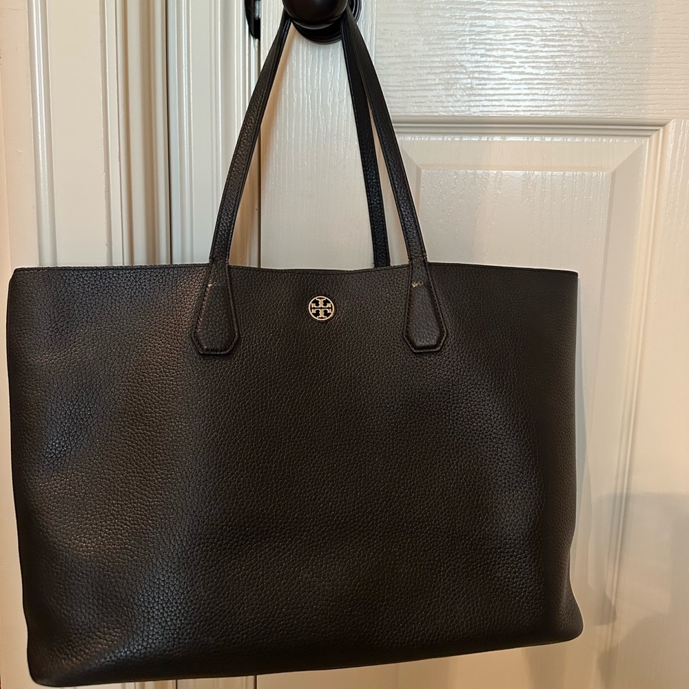 Tory Burch Black Pebbled Leather Hobo - Picture 4 of 9
